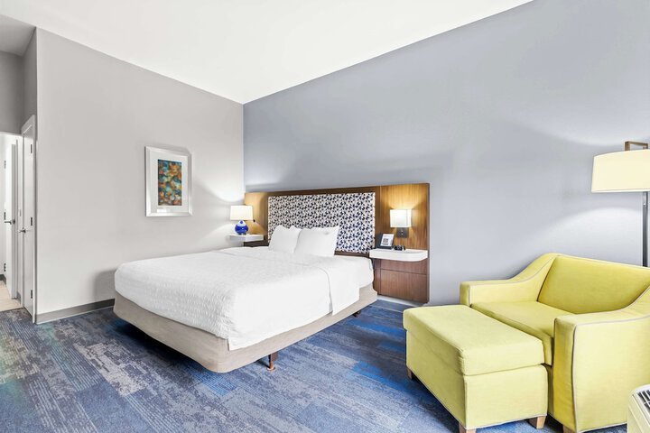Hampton Inn Florence Midtown near University of North Alabama