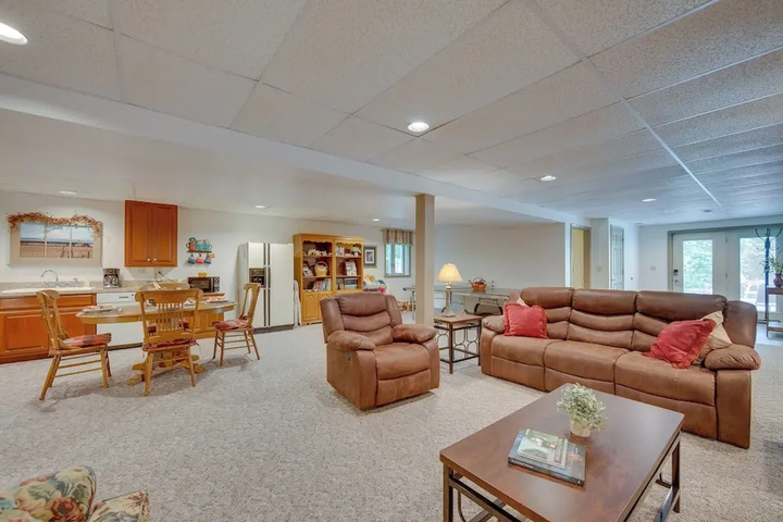 The Haven at Welsh Mountain Suites - Apt w / Patio!