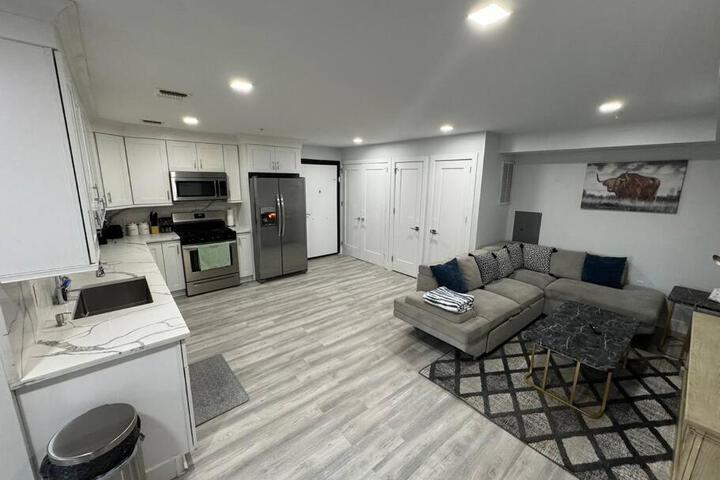 The Elegant Suite - 2BR with Great Amenities