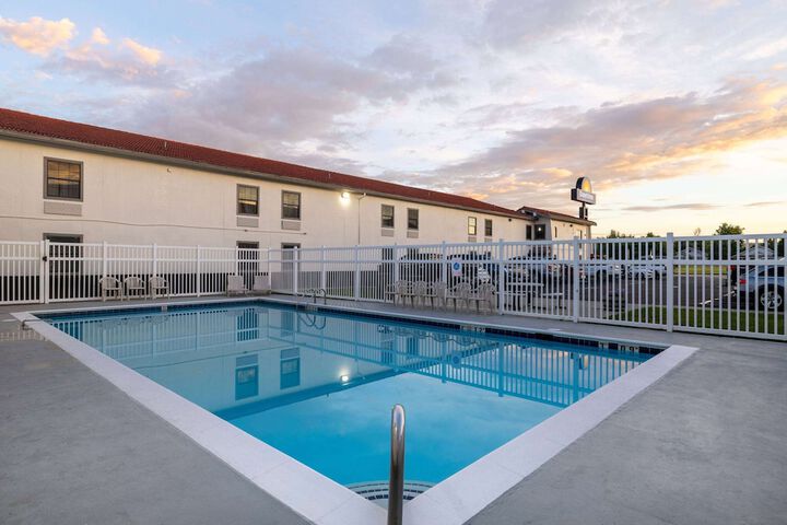Pool 5 of 31