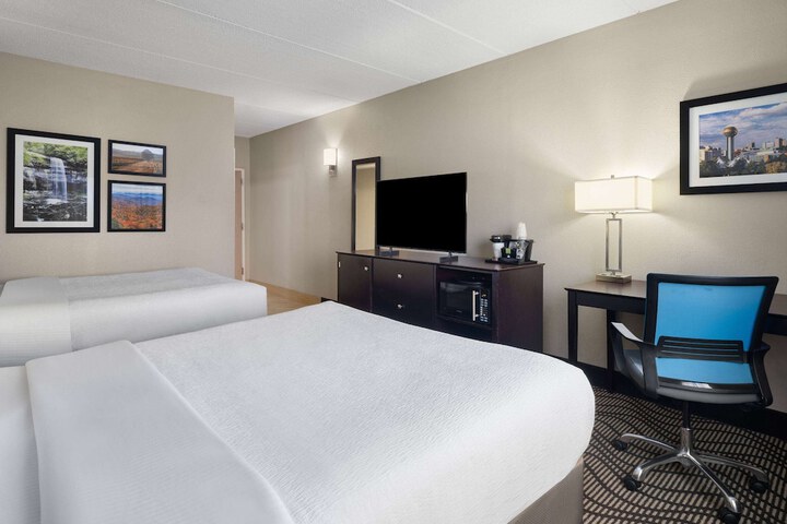 Room 19 of 28