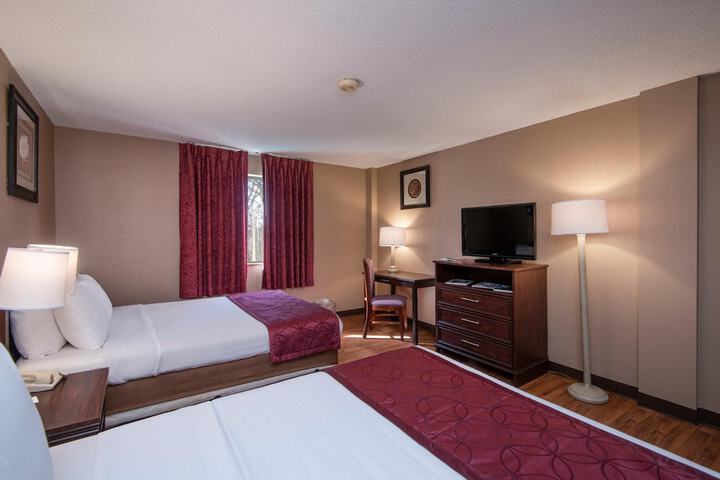 Room 14 of 30