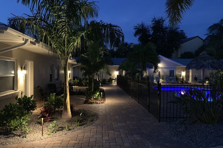 Twin Palms at Siesta