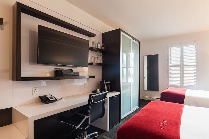 Room 22 of 46