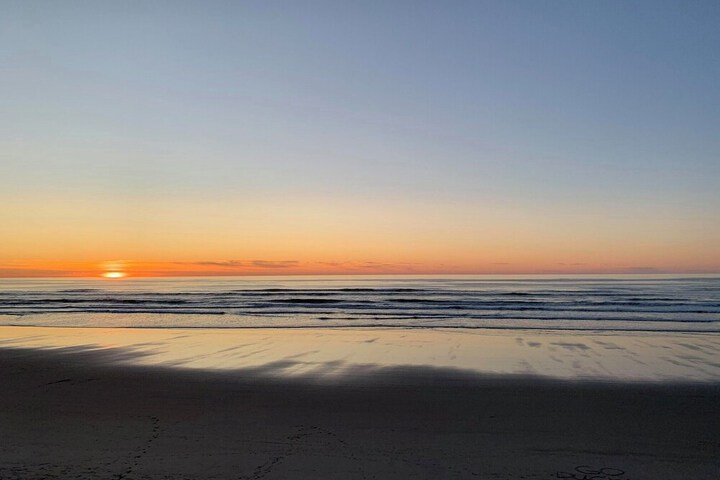 Tillicum Beach Motel (Deanes Oceanfront Lodge)