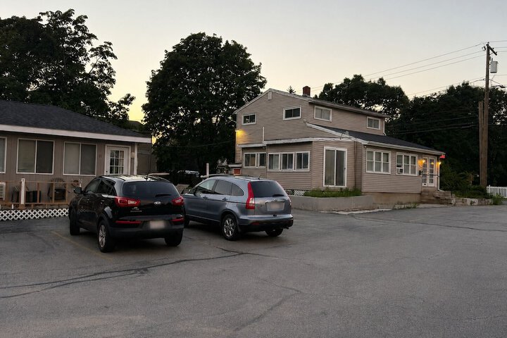 BEACHWAY MOTEL