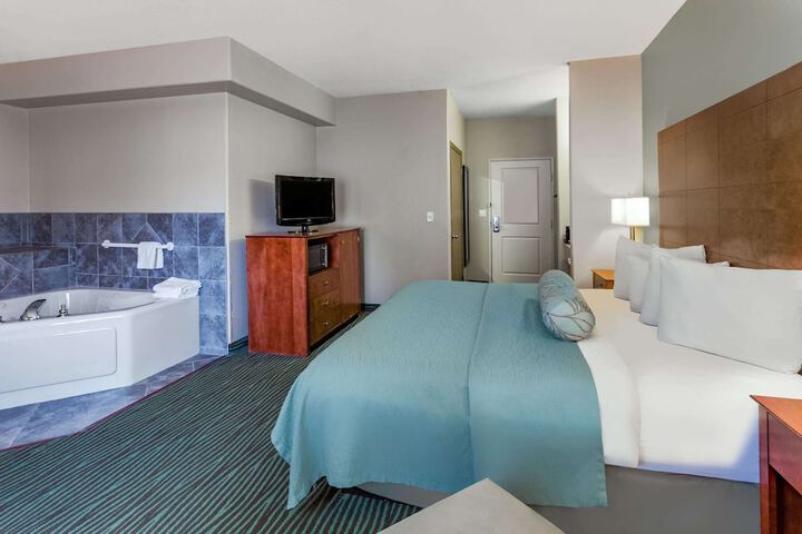 Room 42 of 47