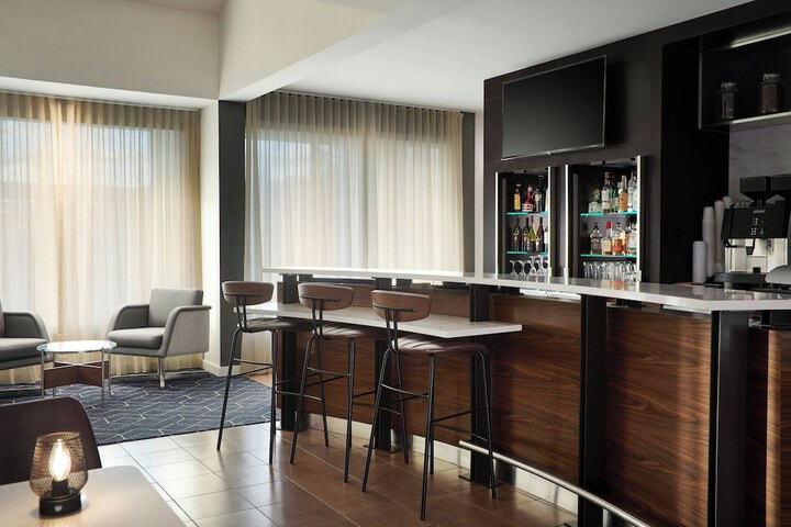Courtyard by Marriott St. Louis Creve Coeur