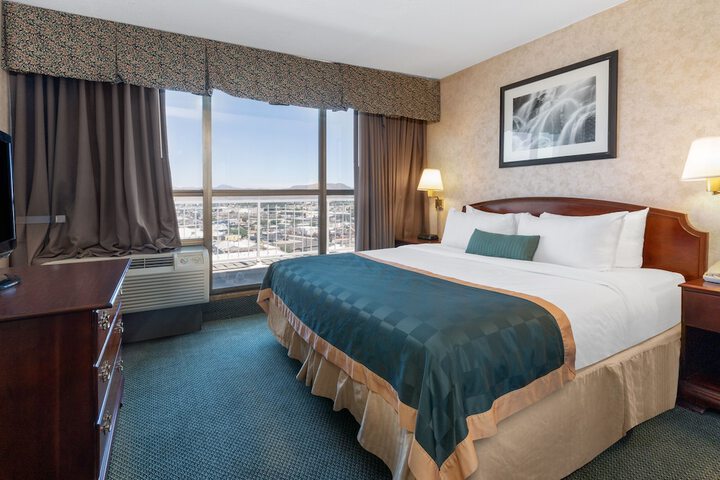 Ramada by Wyndham Reno Hotel and Casino