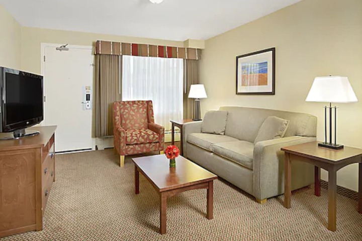 Room 13 of 29