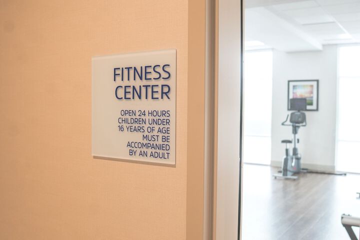 Holiday Inn Express & Suites Brandon by IHG