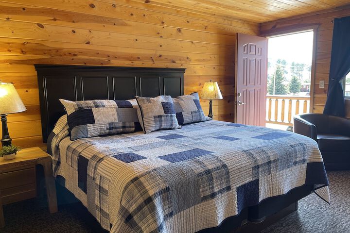 Mountain View Lodge & Cabins
