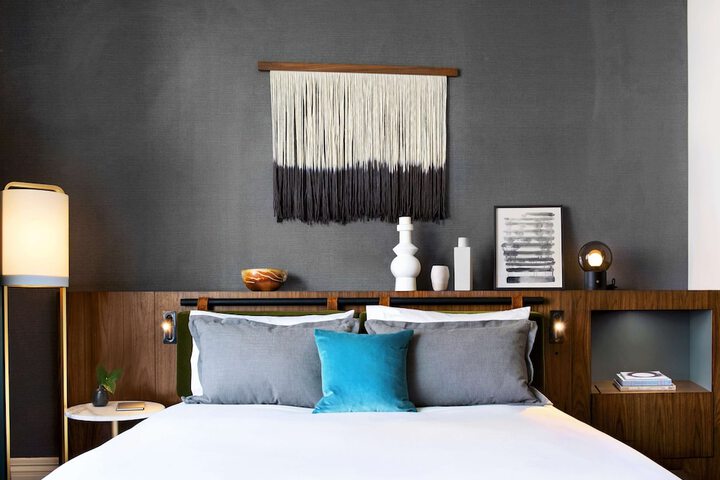 Room 48 of 60