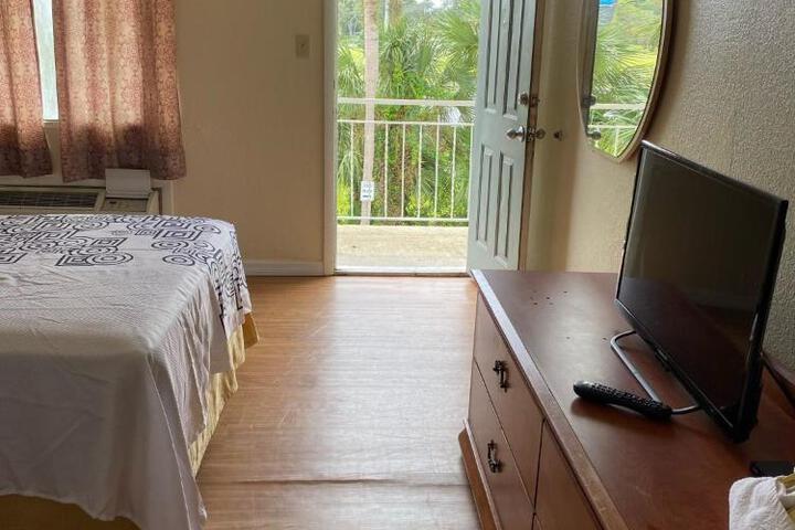 Jasmine Garden Inn - Lake City