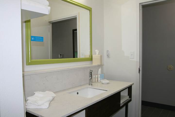 Hampton Inn Clarion