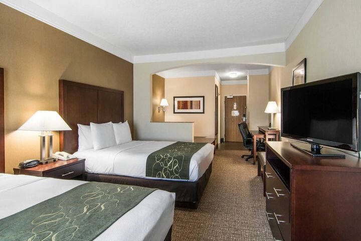 Comfort Suites Linn County
