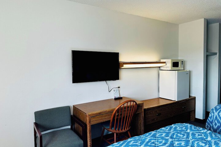 Room 15 of 21