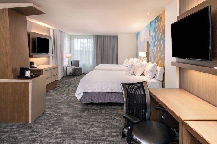 Courtyard by Marriott Detroit Farmington