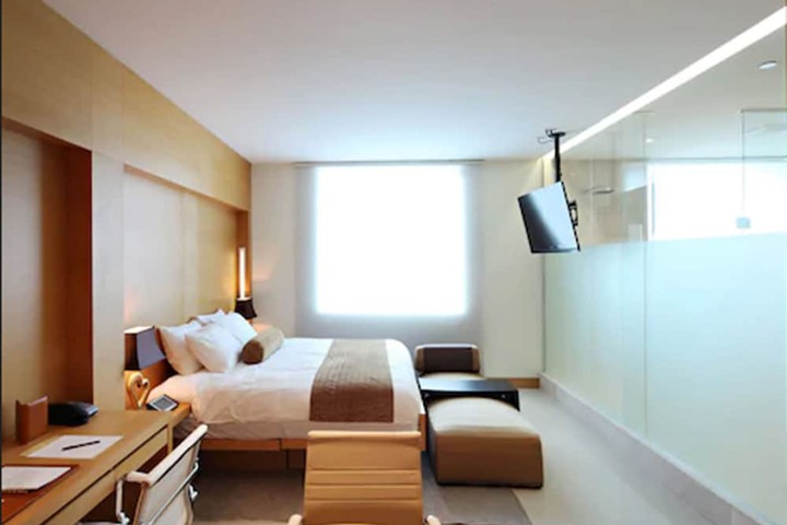 Room 29 of 36