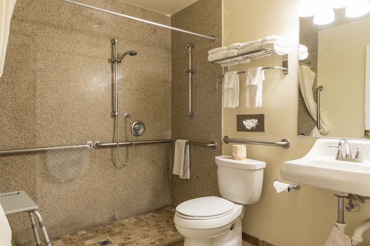 Room 10 of 52