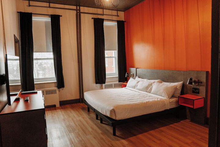 Room 44 of 50