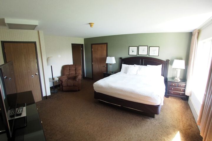 Evergreen Resort