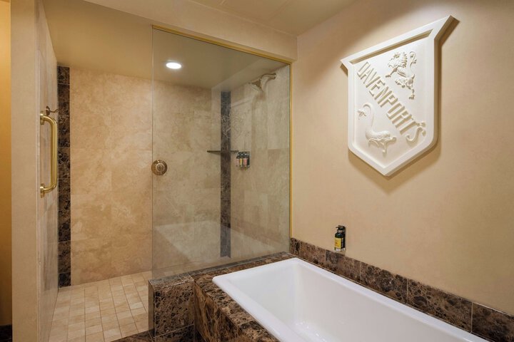 Davenport Hotel Autograph Collection