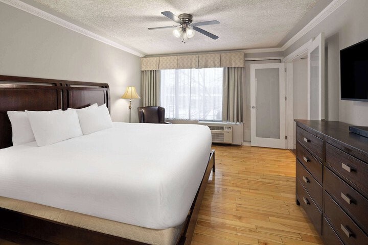 Room 45 of 53