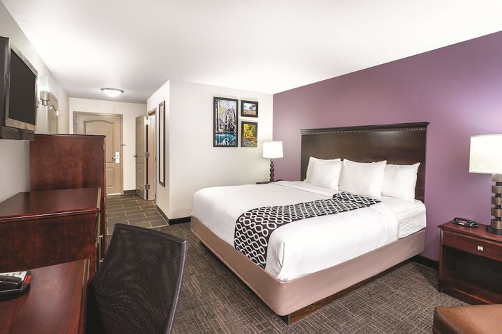 La Quinta Inn & Suites by Wyndham Rome