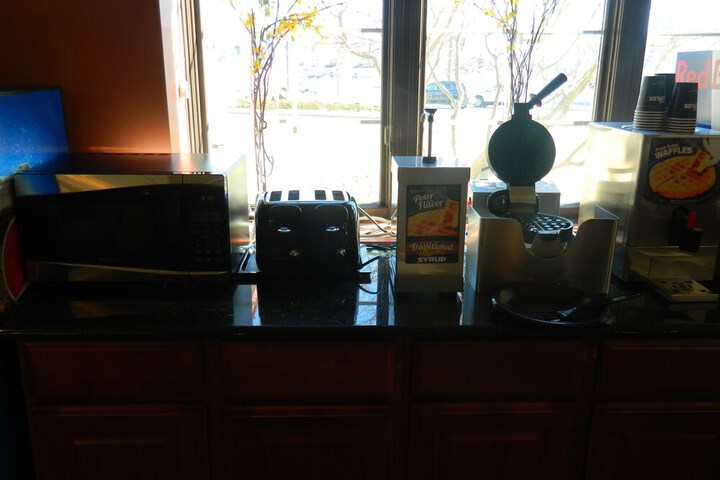 Breakfast/Coffee Service 37 of 42