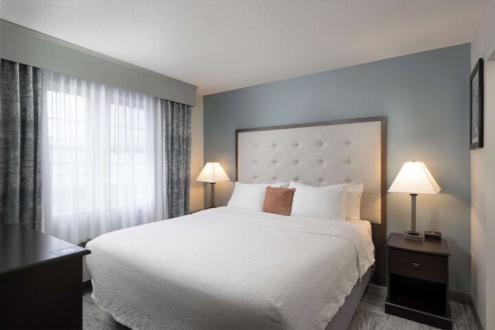 Homewood Suites by Hilton Boston / Andover