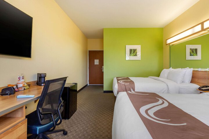 Room 21 of 51