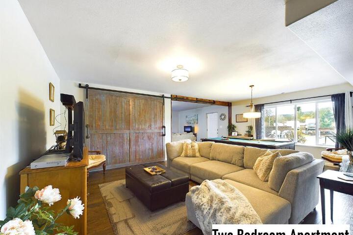 Beautiful Country Apartment AC, Pickleball, Billiards, Playground, Gardens