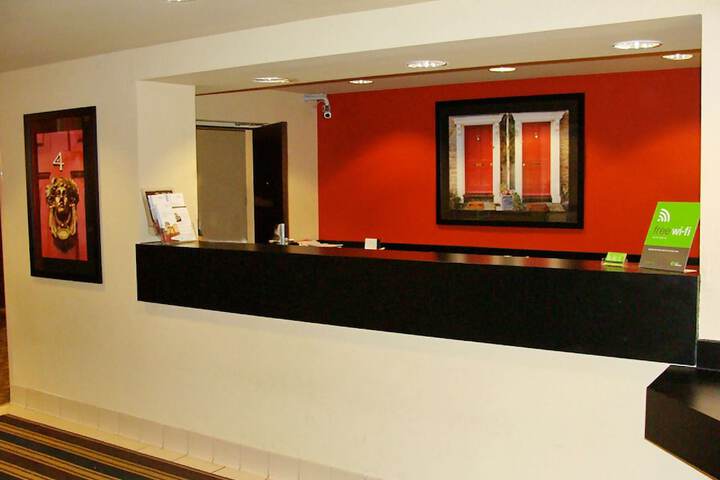 Hotel Interior 7 of 28