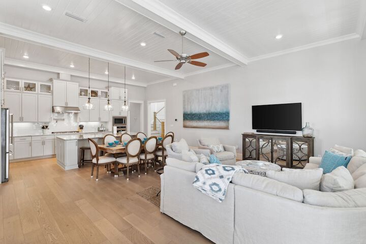 Prominence on 30A by Panhandle Getaways
