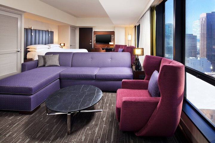 Room 20 of 76
