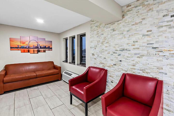 Super 8 by Wyndham Marston