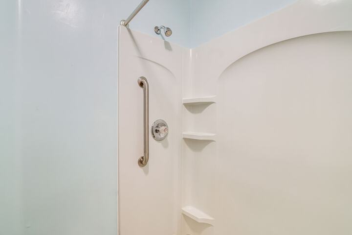 Bella Vista Townhome w / Deck Near Back 40 Trail!