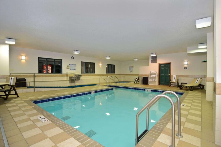 Pool 7 of 32