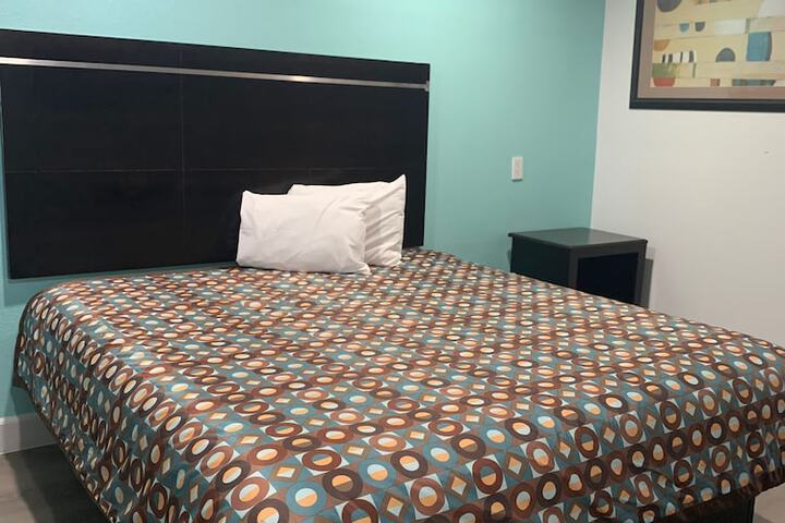 Room 29 of 33