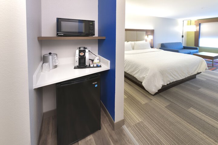 Holiday Inn Express & Suites Millersburg by IHG