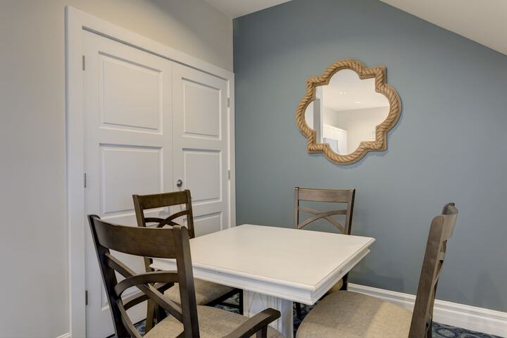 Room 25 of 62