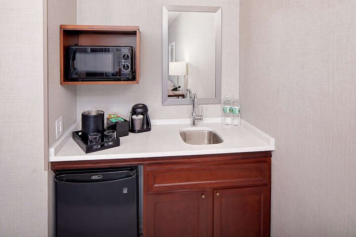 Room 10 of 39