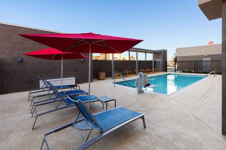 Pool 3 of 37