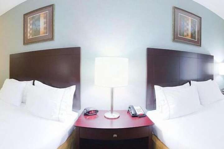 Room 56 of 80