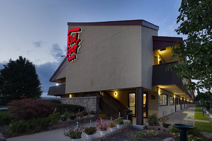 Hotel 4 of 33