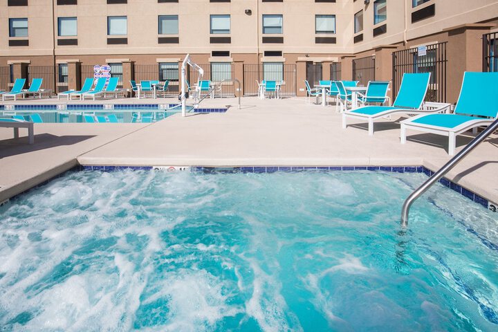 Pool 8 of 39
