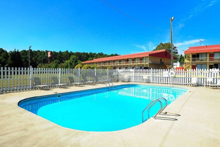Pool 5 of 23