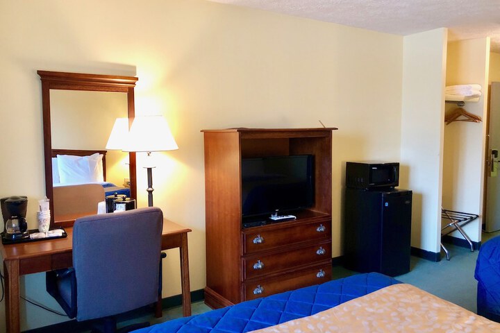 Room 19 of 44