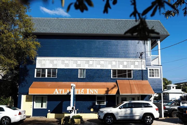 Atlantis Inn